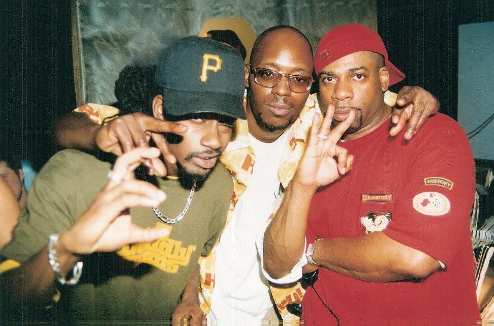 Saukrates with Choclair as apart of the circle.